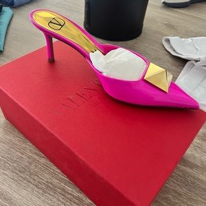Valentino kitten heel mule NWT